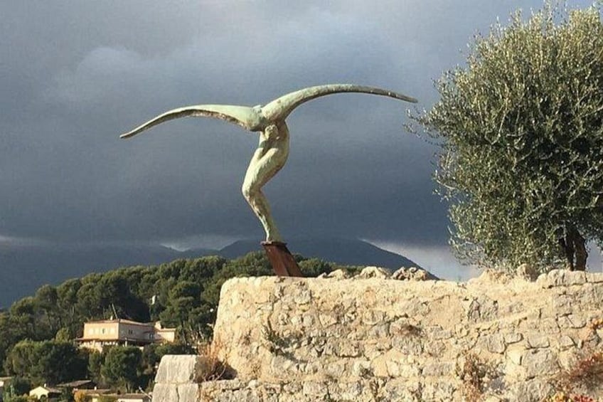 Small Group Full-Day Trip to Medieval French Riviera Villages from Nice 3