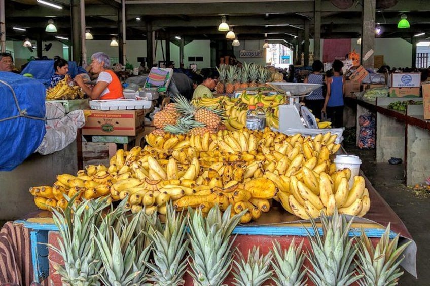 Bananas & pineapples 2