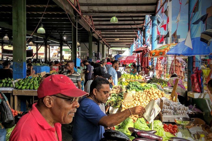 So many fresh fruits & vegetabes 4