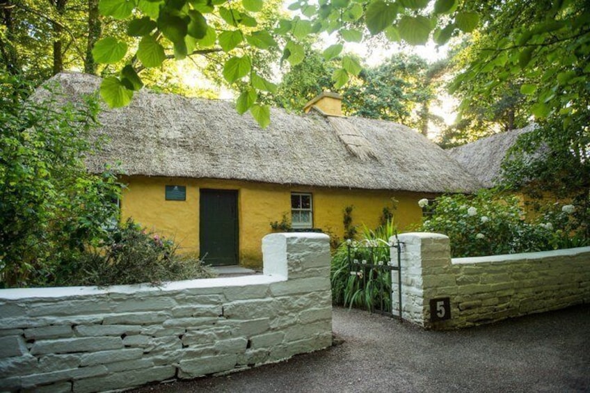 Bunratty Castle and Folk Park Admission Ticket 3