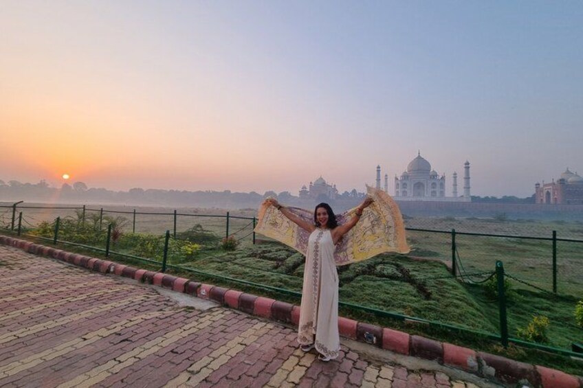 Taj Mahal & Agra Fort Private Tour with Skip-the-Line Entry 5