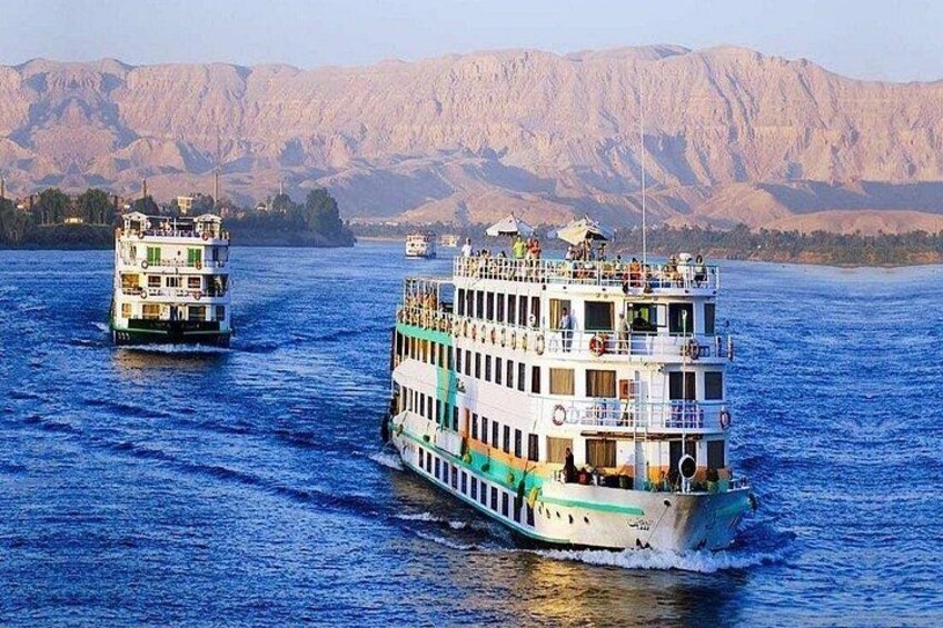 4-Days Aswan sails Nile Cruise Luxor &Abu Simbel.Hot air Balloon 5