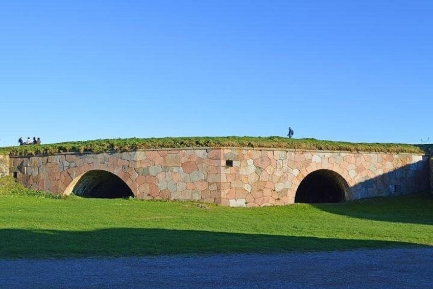 Helsinki and Suomenlinna Sightseeing Tour 3