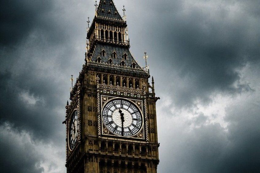 Ghosts, Ghouls & Gallows : The Ultimate London Ghost Walk 1
