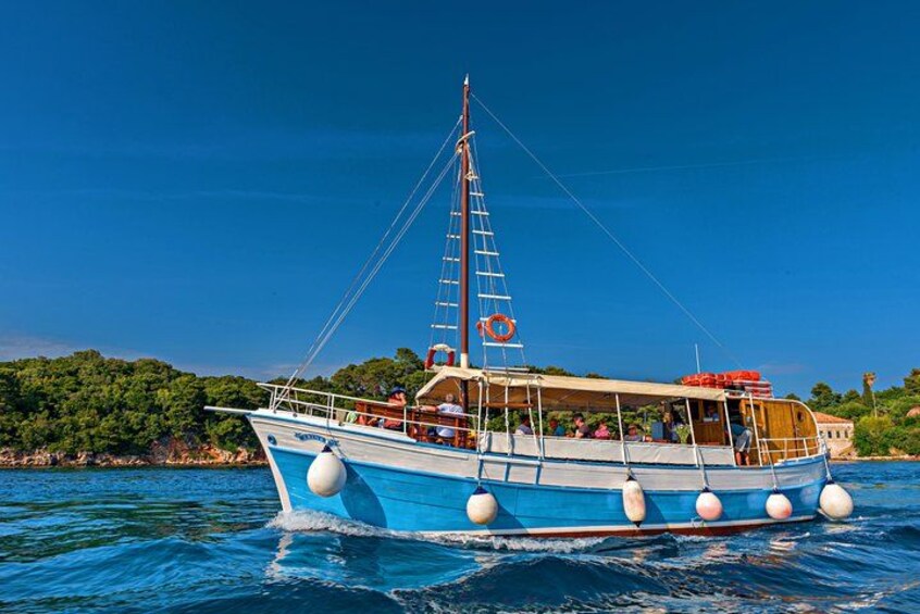 Full-Day Elaphite Islands Cruise from Dubrovnik with Lunch 3