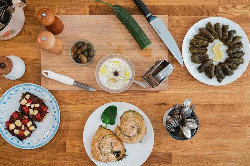 Athens Classic Cooking Class with Market Visit and Wine 2