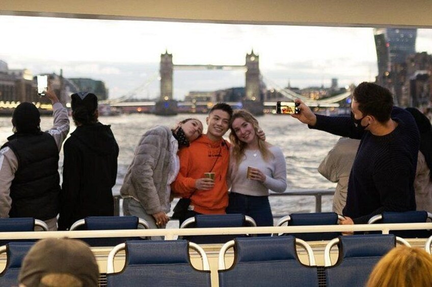 London: Uber Boat - Single Journey River Thames Cruise 2