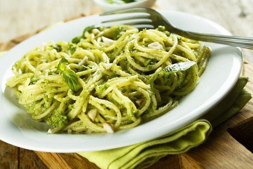 Pasta with pesto 3