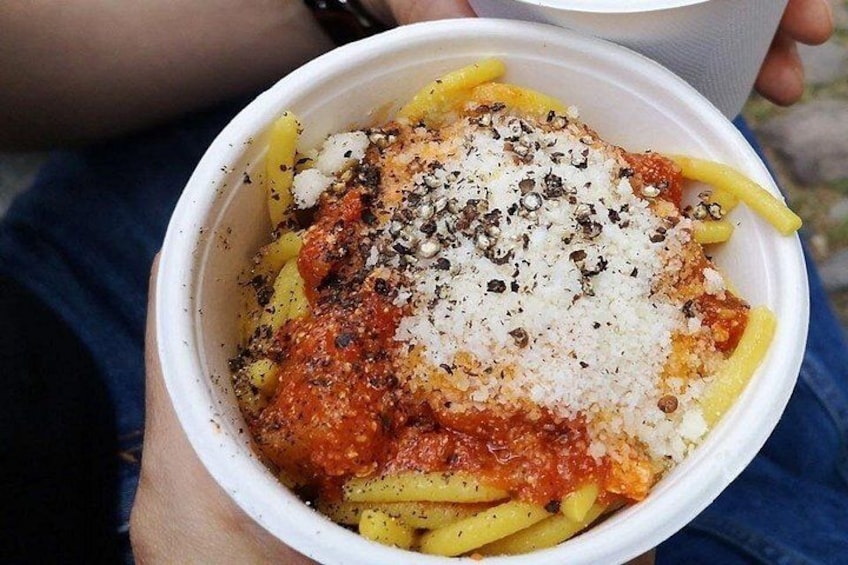 Verona Full Meal & Wine Tasting Walking Tour by Do Eat Better 3
