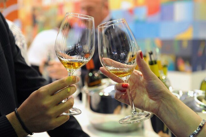 Verona Full Meal & Wine Tasting Walking Tour by Do Eat Better 3
