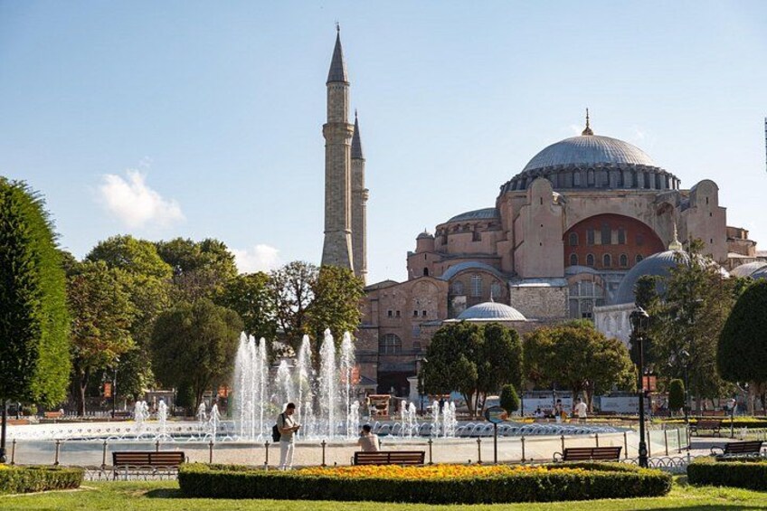 Istanbul: Blue Mosque & Hagia Sophia Small-Group Tour with ticket 3
