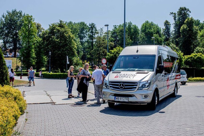 From Krakow: Salt Mine Fast-Track Ticket, Guide & Hotel Pick-up 4
