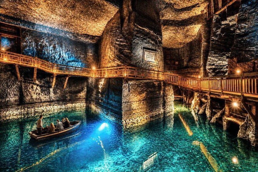 1 Day Trip Auschwitz Birkenau and Salt Mines with Hotel Transfer 3