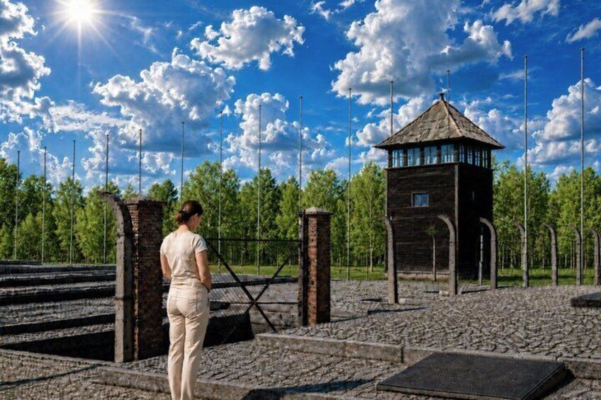 1 Day Trip Auschwitz Birkenau and Salt Mines with Hotel Transfer 2