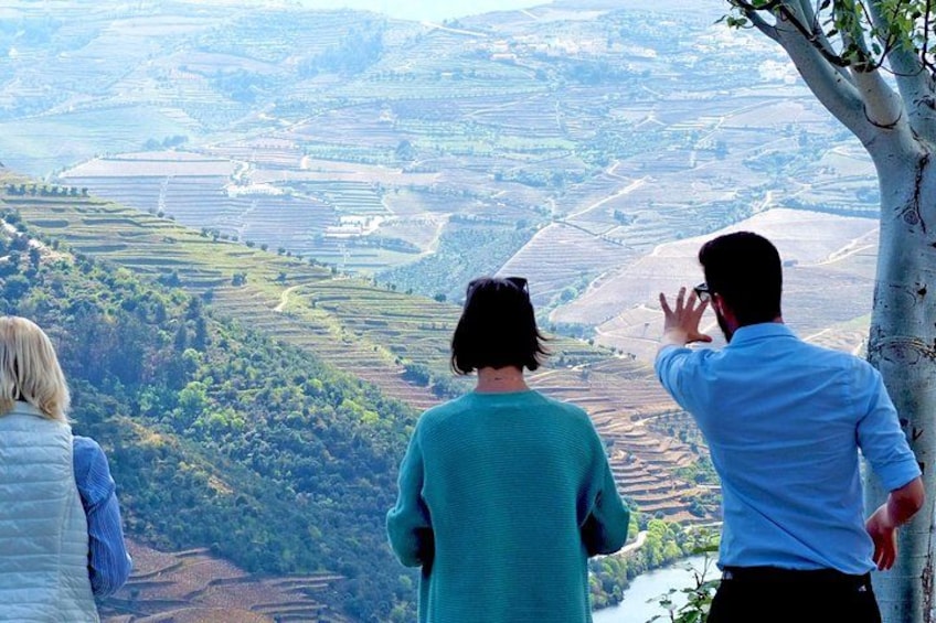 All our guides are specialized locals of the region 5