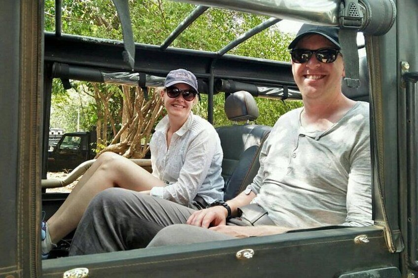 Safari Jeep 3