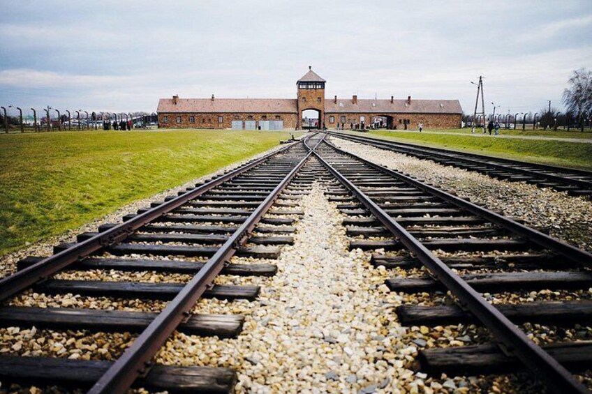 Birkenau tour 3
