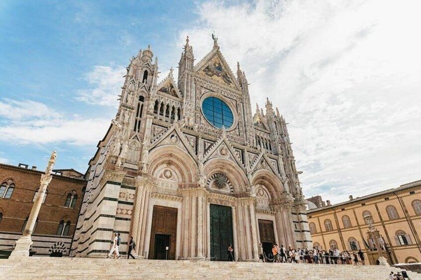 Tuscany Small Group Tour: Siena & San Gimignano with Winery Lunch 3