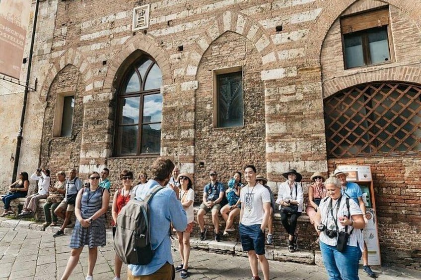Guide in Siena 2 3