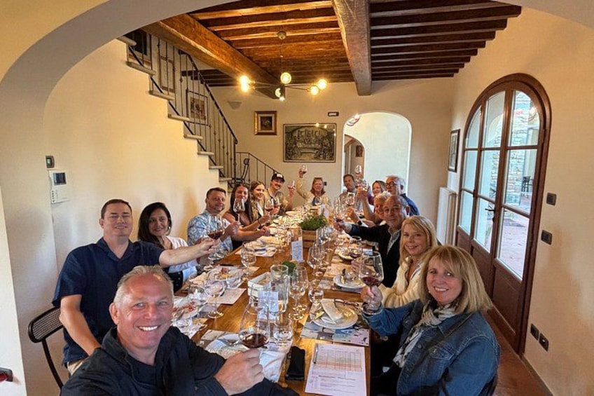 Small-Group Wine Tasting Experience in the Tuscan Countryside 2