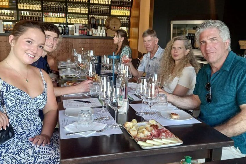 Small-Group Wine Tasting Experience in the Tuscan Countryside 5