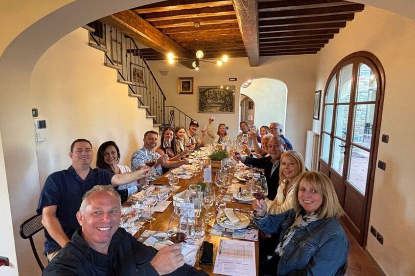 Small-Group Wine Tasting Experience in the Tuscan Countryside 2