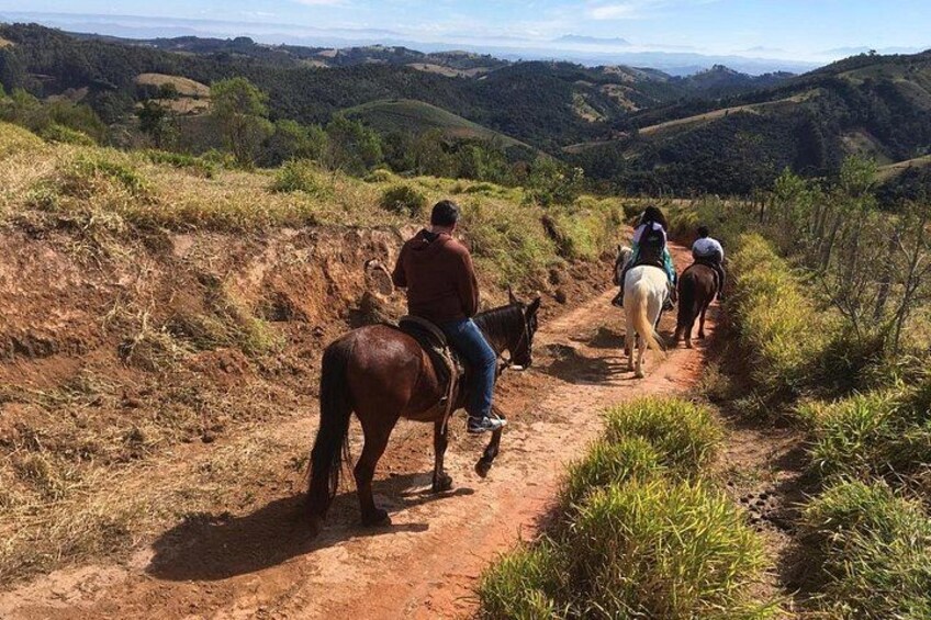 Exclusive Horseback Riding Experience in the mountains 2