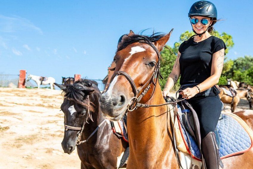 Mallorca Evening Tour: Horseback Riding, Dinner and Dance 3