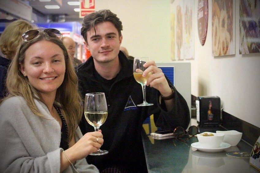 Food Tasting Walking Tour in Palma with a Local 5