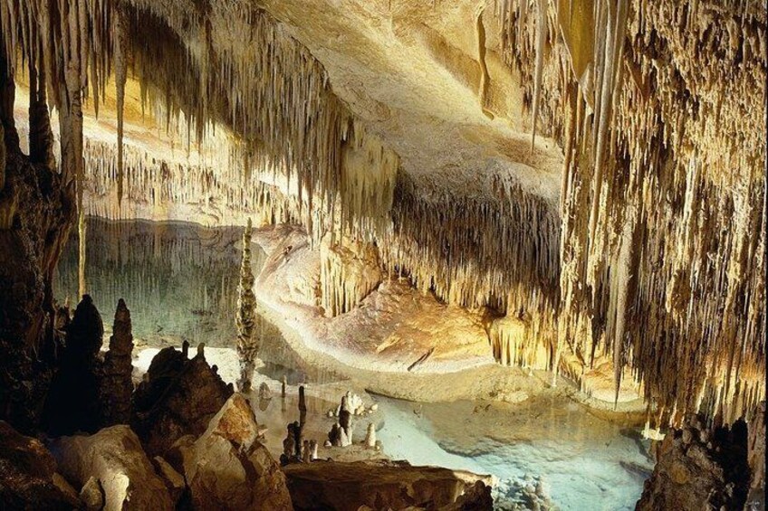 Caves of Drach Half-Day Tour with Boat Trip and Music Concert 3