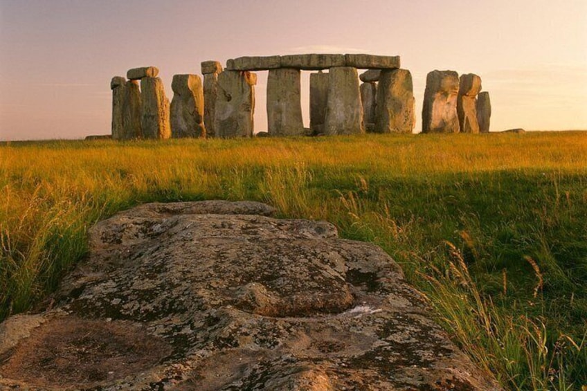 Stonehenge, a prehistoric monument with standing stones arranged in a circular layout. 3
