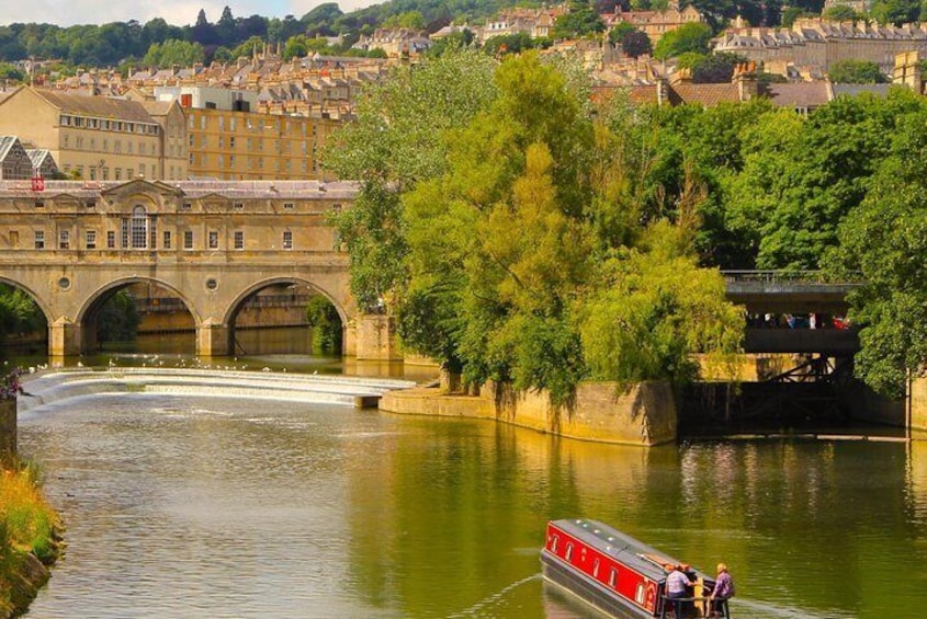 Small-Group Day Trip to Bath, Lacock and Stonehenge from London