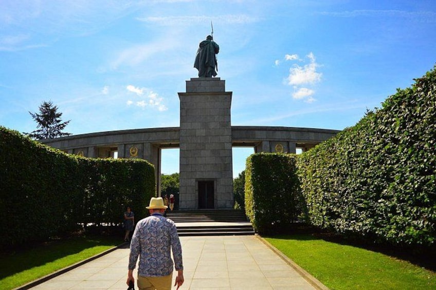 Soviet war memorial 3