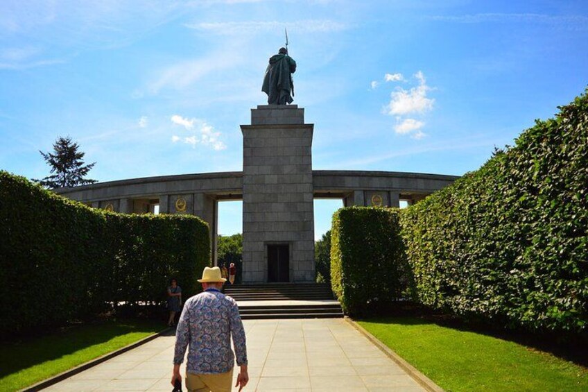 Soviet war memorial 4