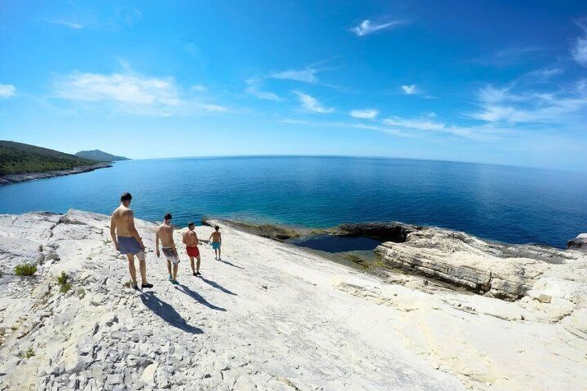 Zadar: The Best of Dugi Otok - Shipwreck, Sandy Beach & Sea Cave 2