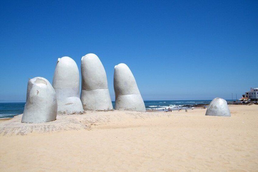 The Best Punta del Este Day Trip from Montevideo