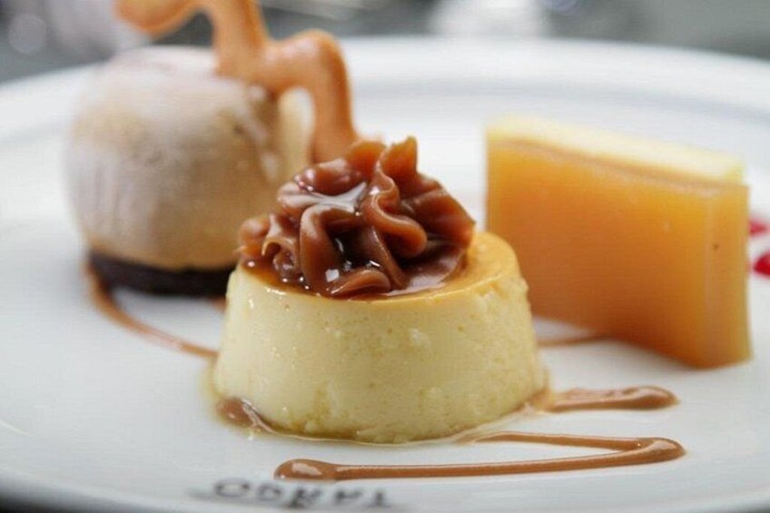 Skip the Line: Tango Porteño Show with Dinner Platea and Transfer 4