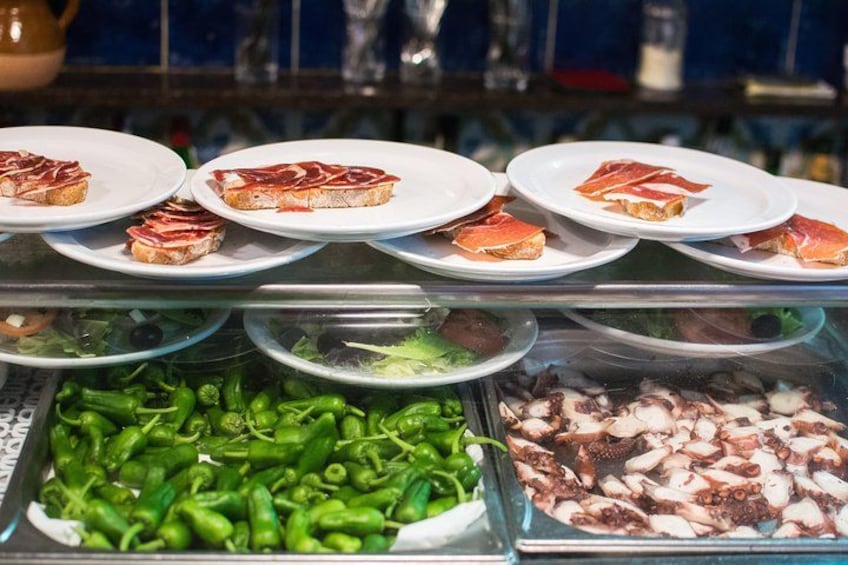 Madrid Tapas & Wine Tasting Food Tour – Small Group Local Bars 5