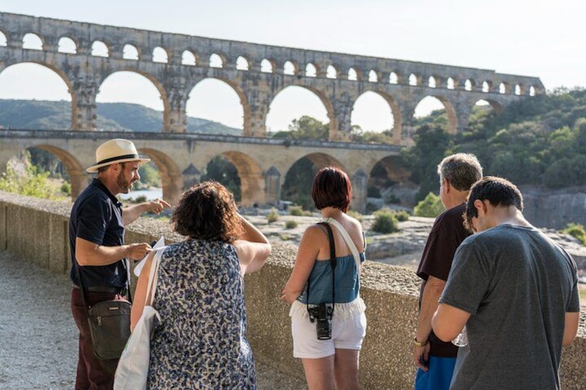 Provence Day Trip from Aix : Baux, Pont du Gard, Avignon and Wine 1