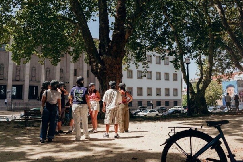 3 Hour Porto Highlights on a Electric Bike Guided Tour 4