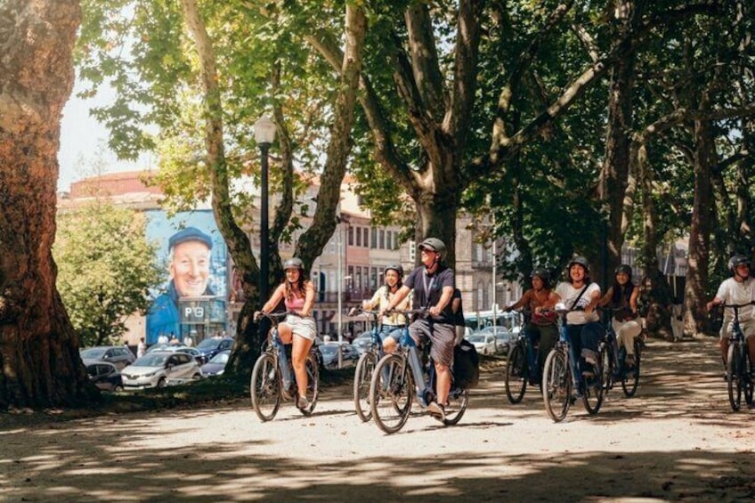 3 Hour Porto Highlights on a Electric Bike Guided Tour 1