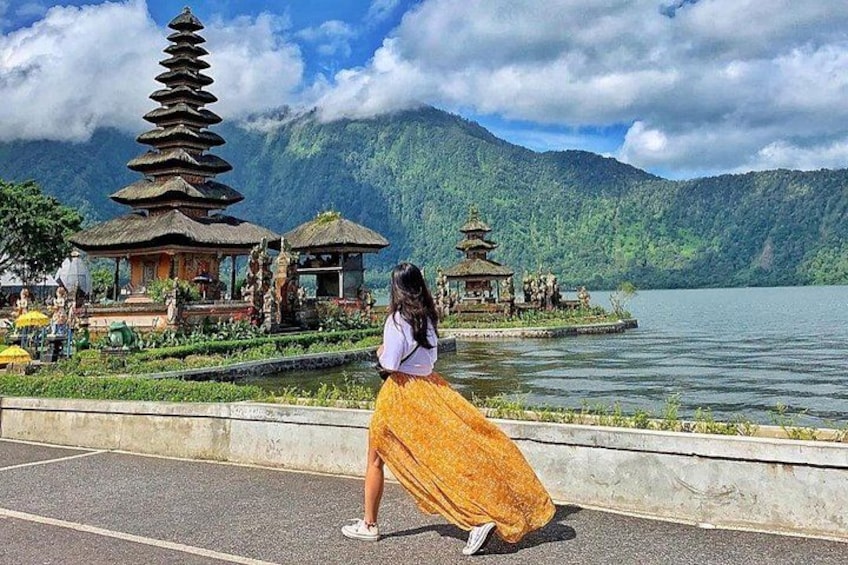 Temple - Ulun Danu Bratan 4