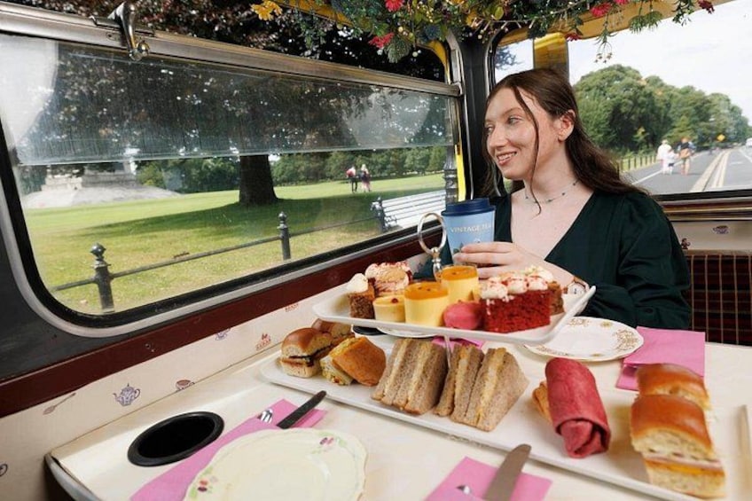 Afternoon Tea Bus Tour in Dublin 2