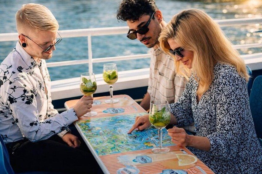 Sightseeing Cruise in Archipelago of Helsinki 2