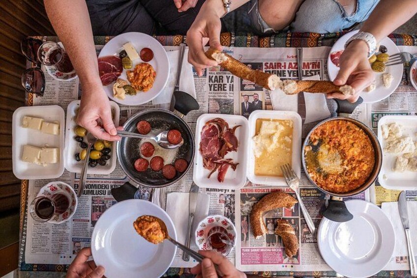 Taste traditional Turkish breakfast 4