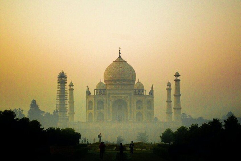 Sunrise View of Taj Mahal 5