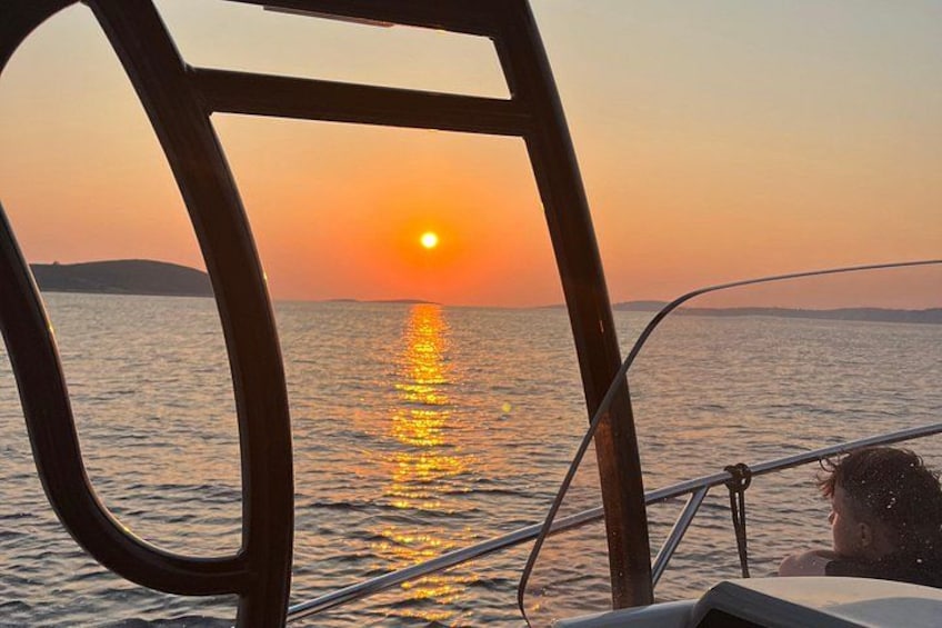 Half Day Speedboat Tour to Three Islands from Trogir 2
