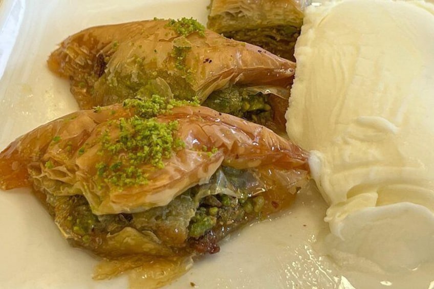 If you're an ice cream enthusiast, you'll have the chance to taste the world-renowned Turkish ice cream on our private and guided Istanbul food tour. 3