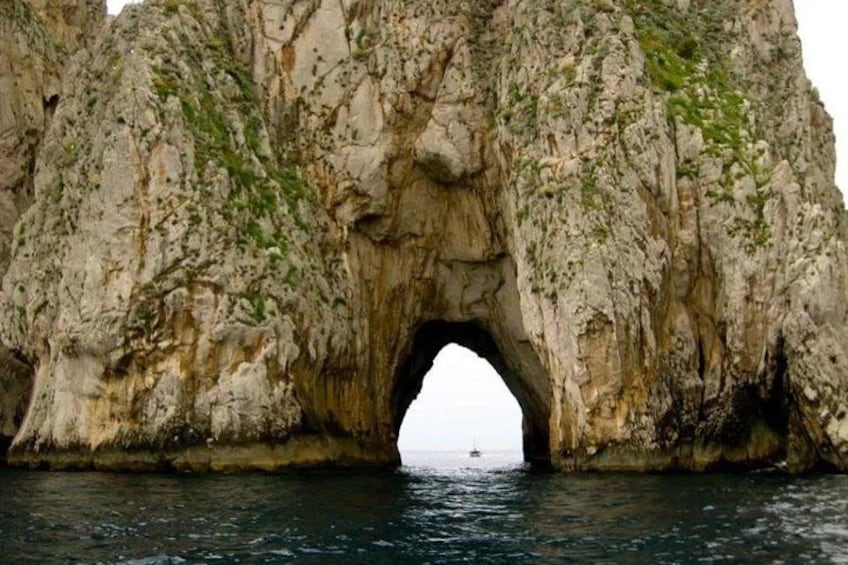 LOVING ARCH OF CAPRI 2