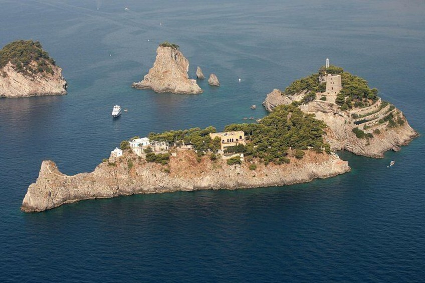 Li Galli Private Islands, photo taken from the drone. You can see the boats by the island...ideal for a stop to admire the views and swim 2